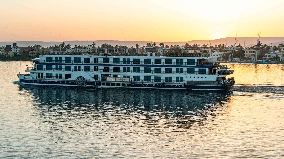 Luxury ship and sun deck on a 7-day Nile river cruise from Luxor to Aswan with a balloon flight